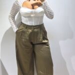 PANTALÓN PUÑO SATÉN BOTÓN