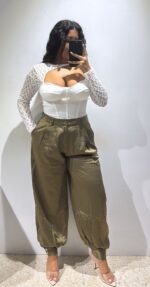 PANTALÓN PUÑO SATÉN BOTÓN