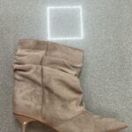 BOTA BAJA FRUNCIDA KAKI