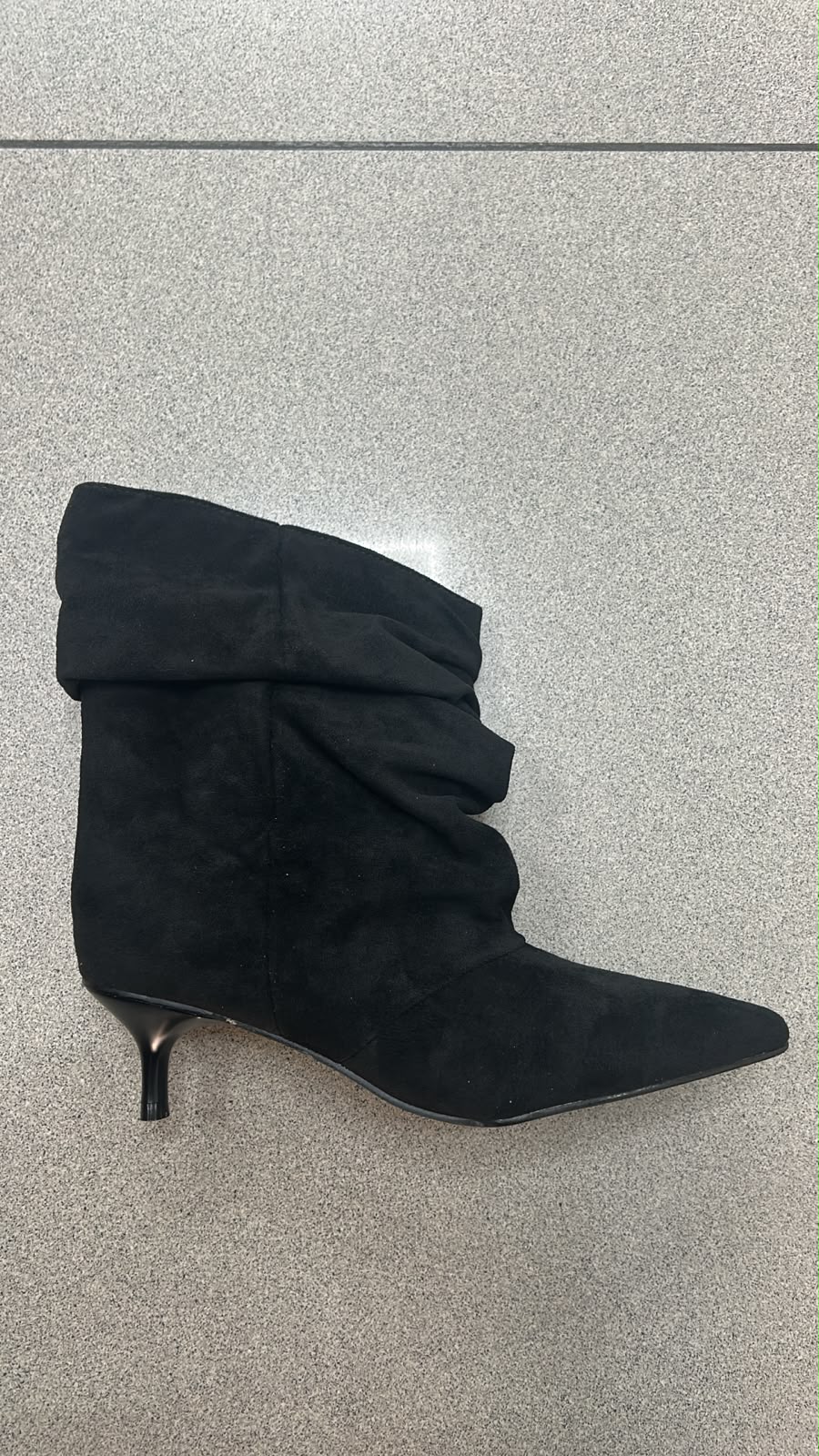 WhatsApp Image 2026-10-09 at 12.56.19 BOTA BAJA FRUNCIDA NEGRA - Imagen 1