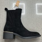 BOTA BAJA DETALLE NEGRO