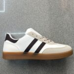 DEPORTIVA SAMBA LOW BLANCA LÍNEAS MARRÓN